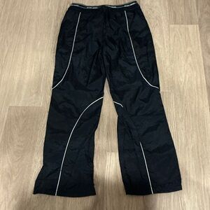 Women Black Athletic Pants 100% Nylon and Shirt 98% Polyester